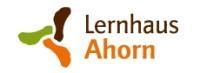 Logo des Lernhaus Ahorn in den Farben braun, orange und grün. Logo des Lernhaus Ahorn in den Farben braun, orange und grün.